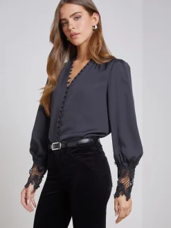 Ava Blouse