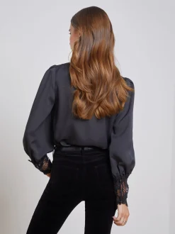 Ava Blouse