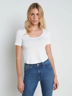 Dana Tee