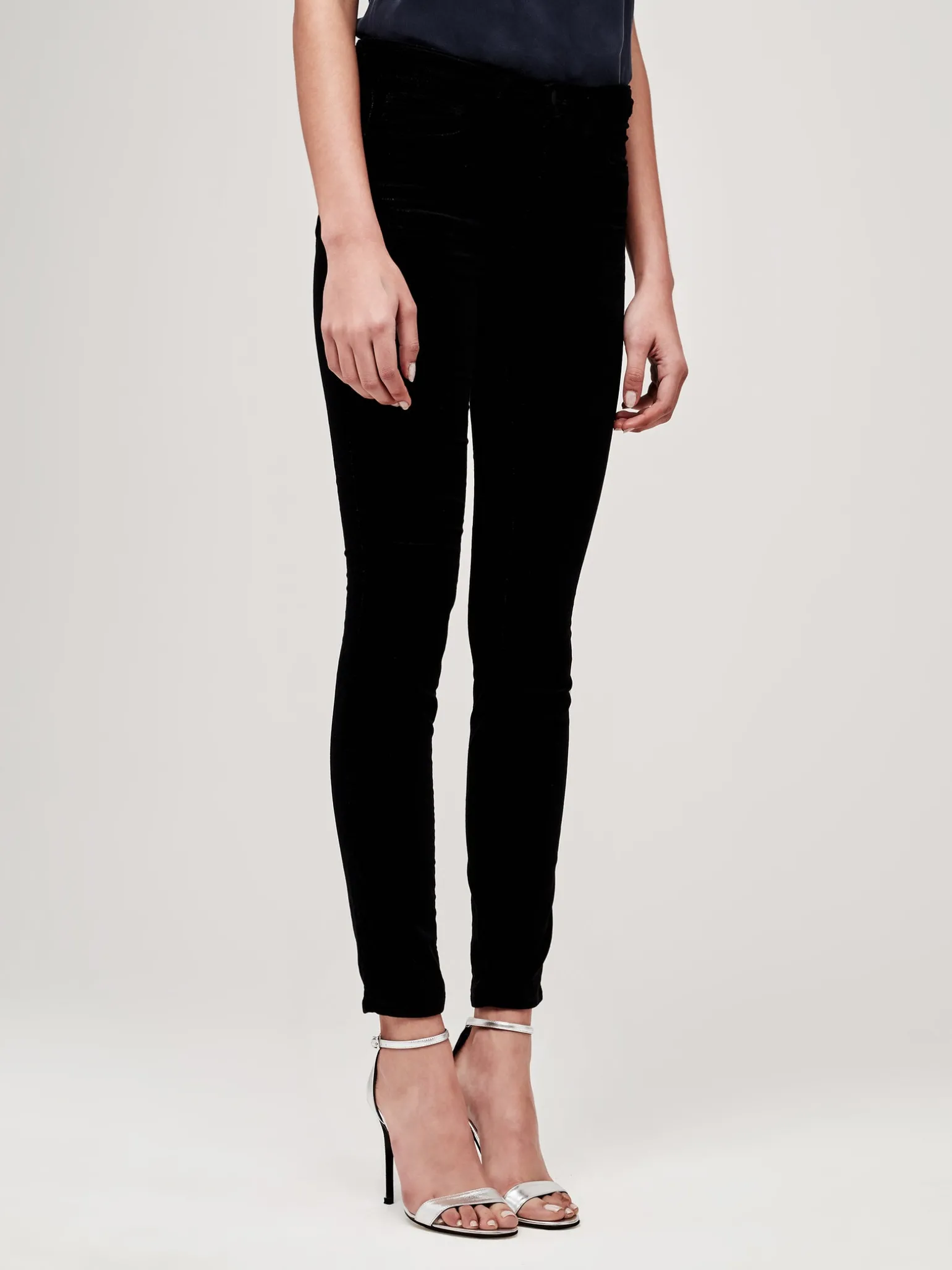 Marguerite Velvet Jean